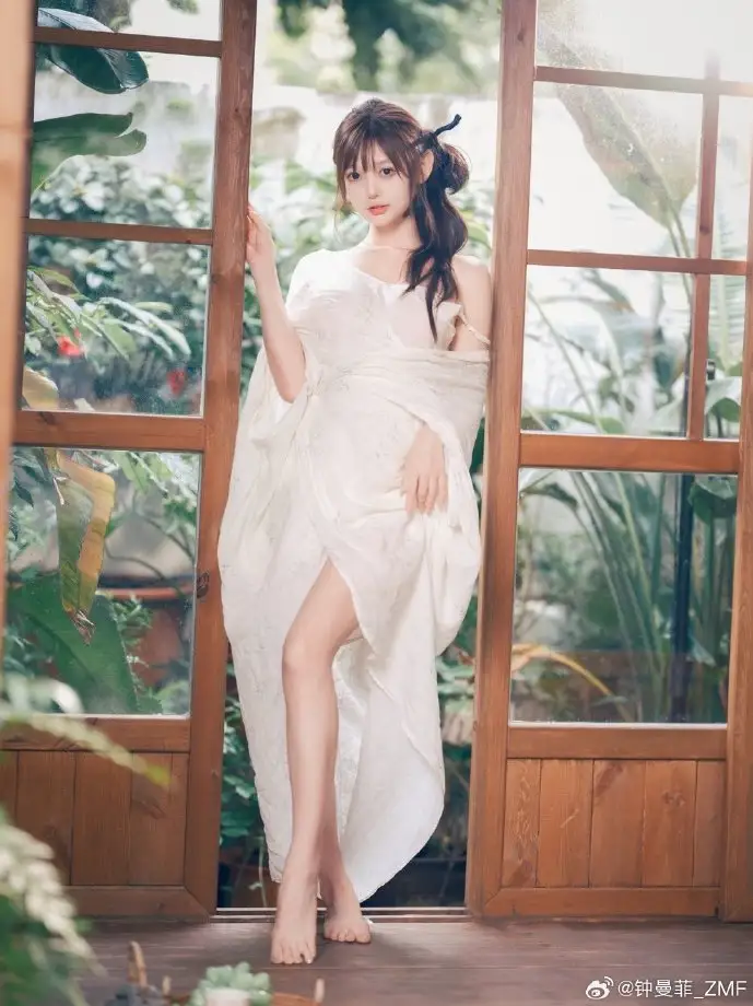 电子银行数据增长图表